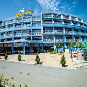 Bohemi And Free Parking Hotel