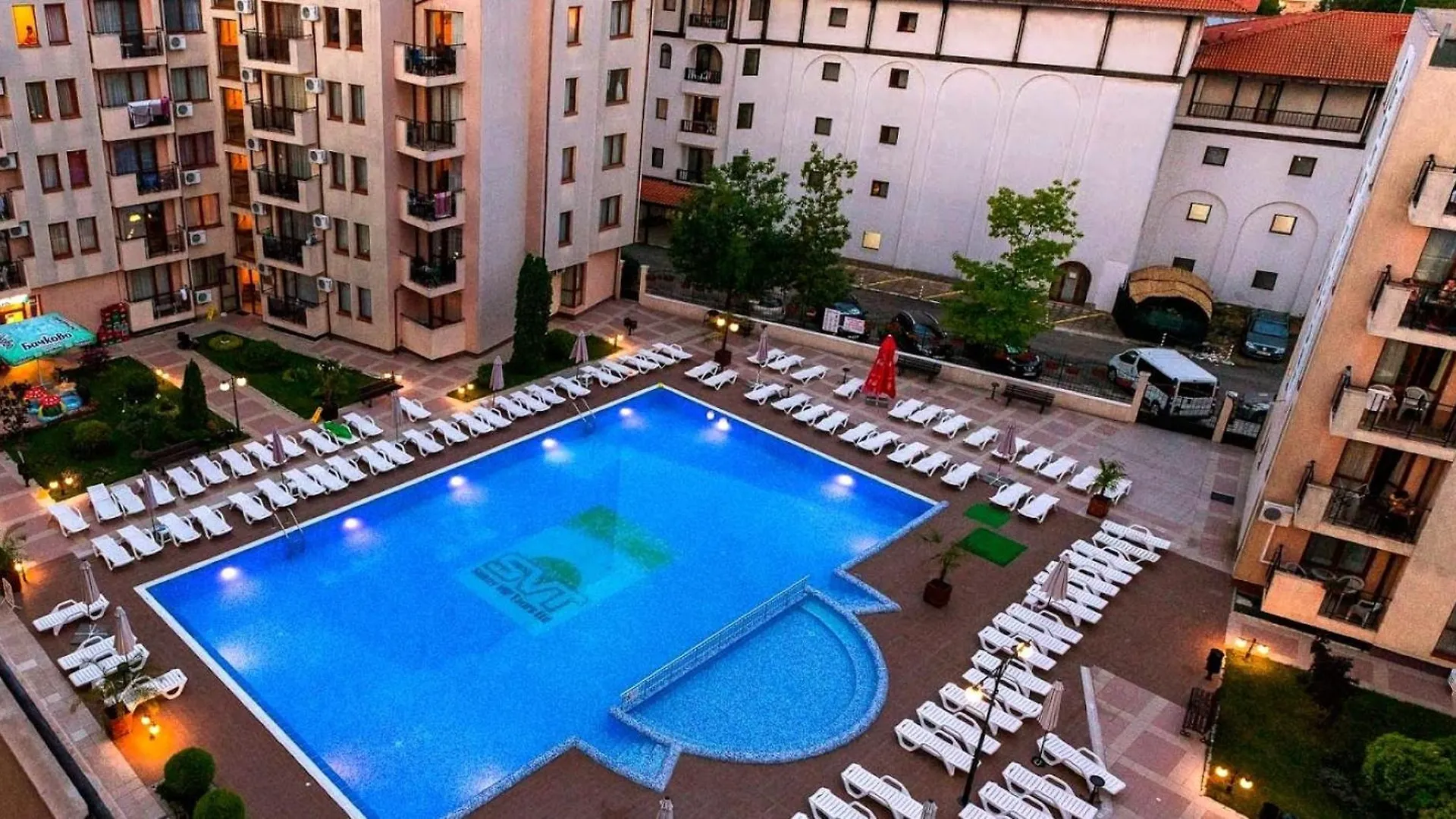 Sunny Victory Penthouse Apartament